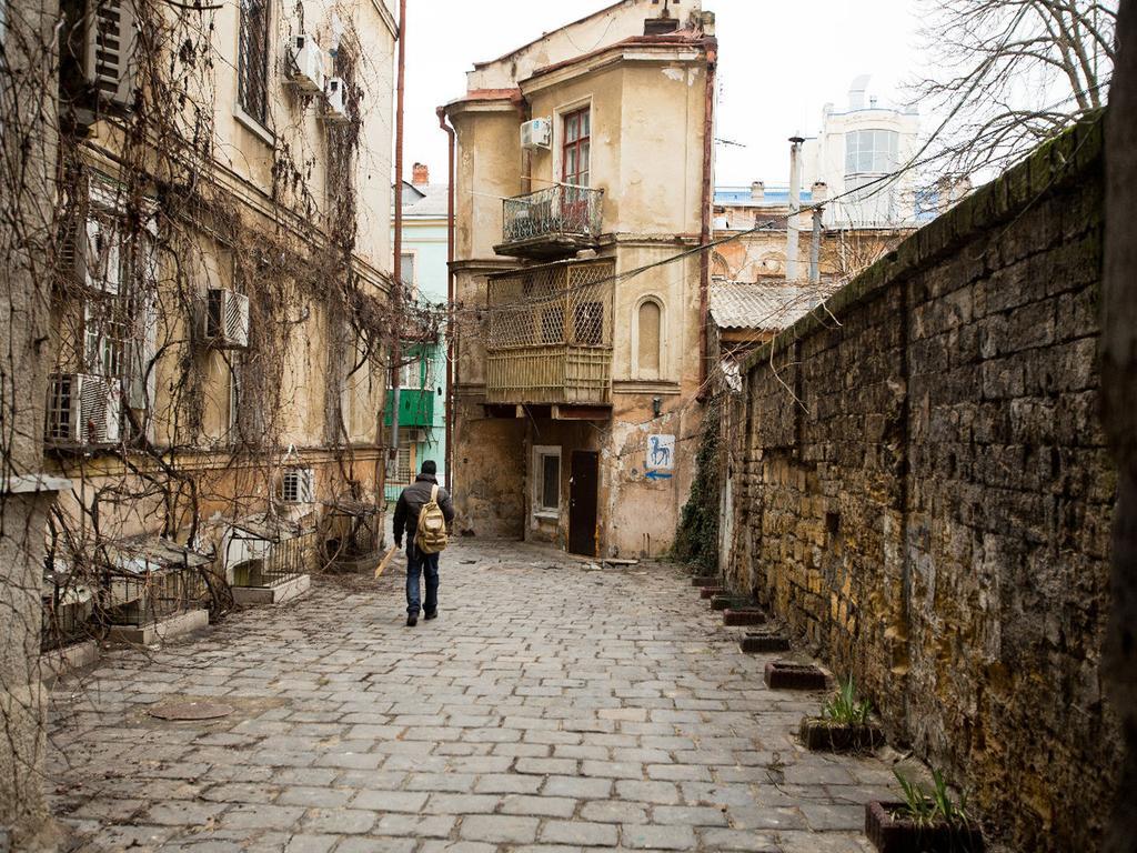 Хостел Centro комнаты и аппартаменты Одесса Экстерьер фото